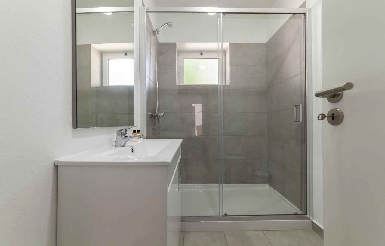 Vasco Da Gama Apartments Лагос Екстериор снимка