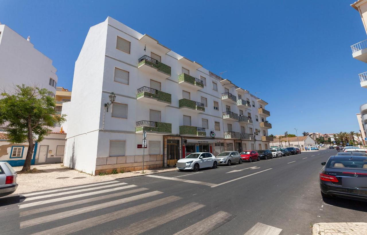 Vasco Da Gama Apartments Лагос Екстериор снимка