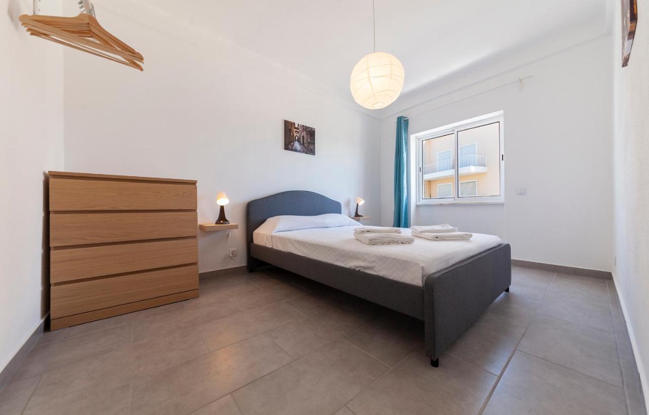 Vasco Da Gama Apartments Лагос Екстериор снимка